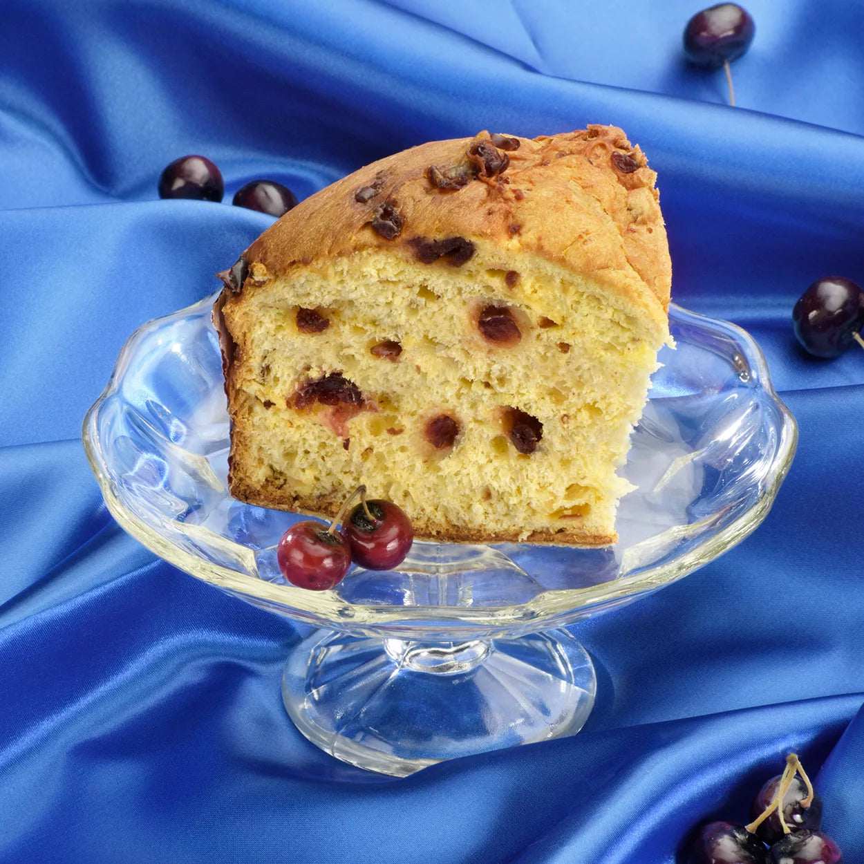 Flamigni Panettone with Toschi Amarena Cherries - Torrone Candy