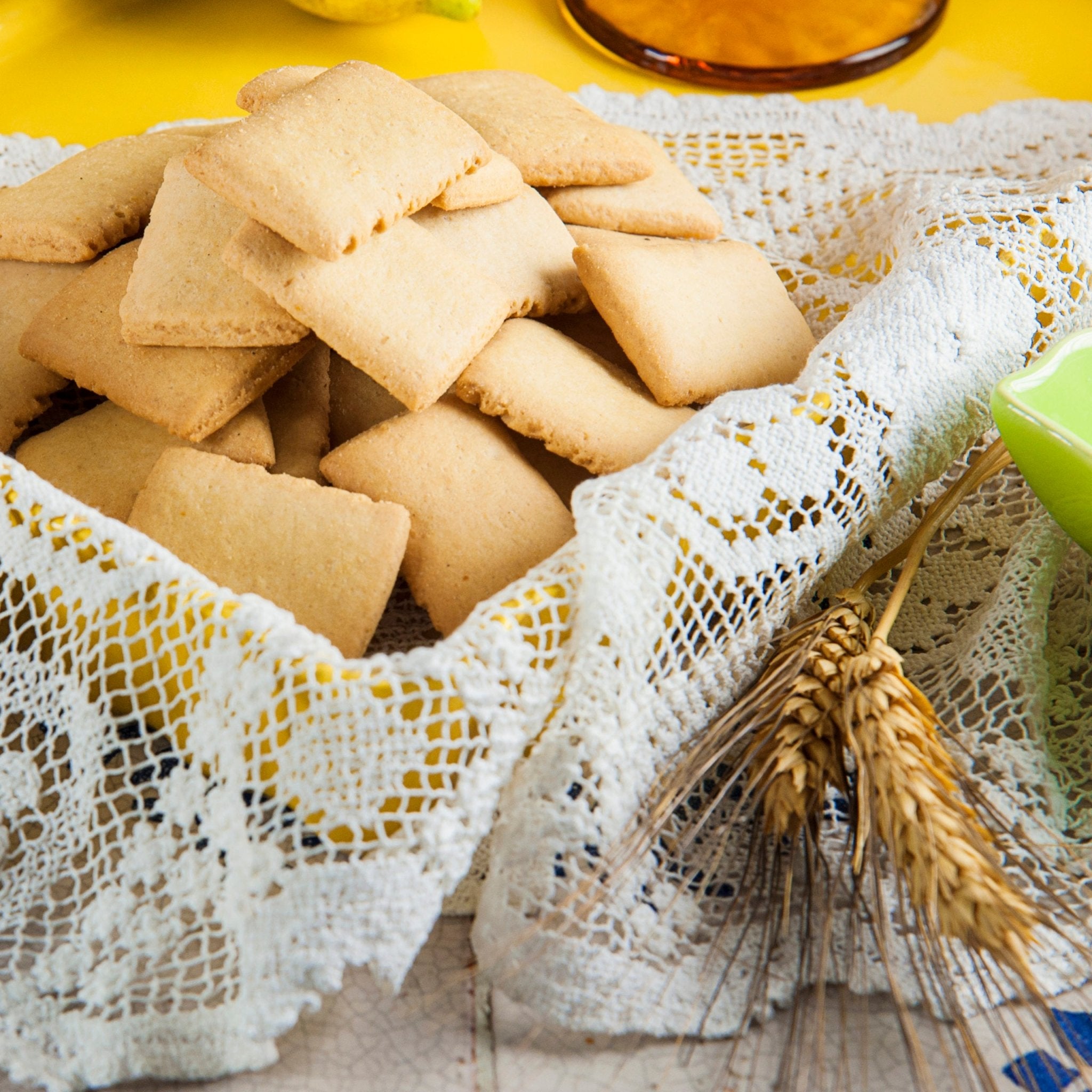 Tumminello Lemon Biscotti - Torrone Candy
